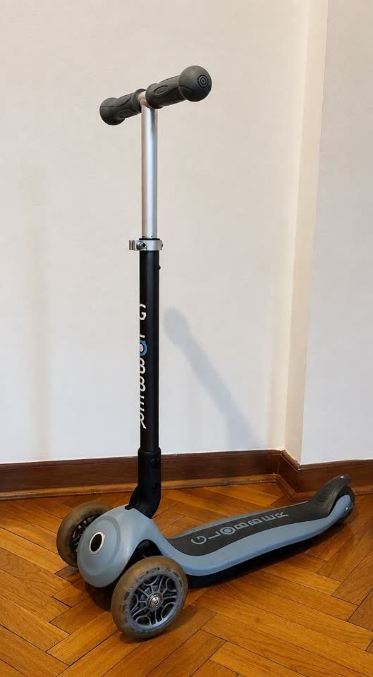 Trotinet Globber Elite Deluxe Flash Lights