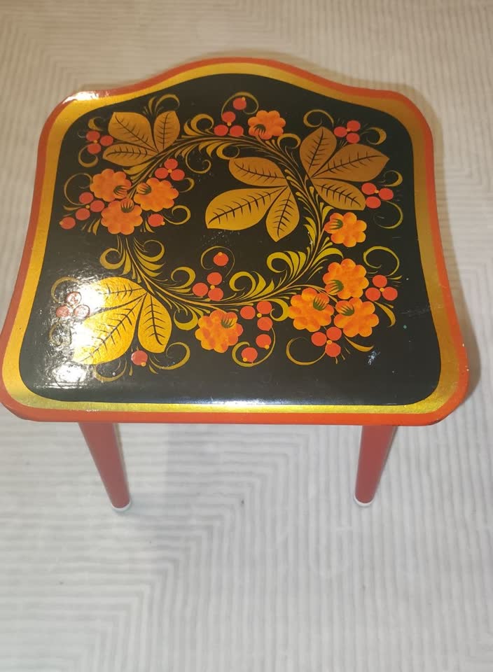 Деревянный табурет хохлома 28x28x25 см