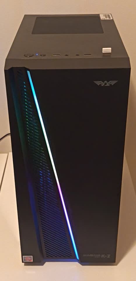 Prodajem odličan gejmerski PC