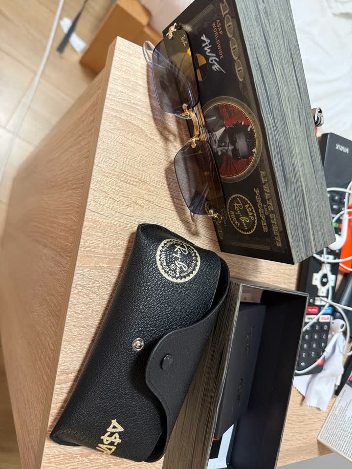 Prodajem naočare Ray-Ban