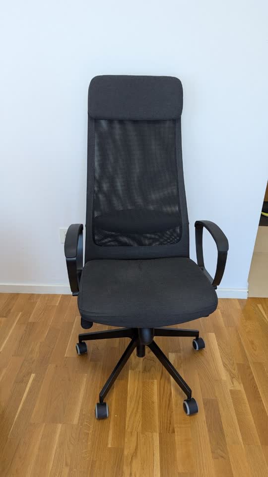 Prodajem kancelarijsku stolicu IKEA Markus (Markus).