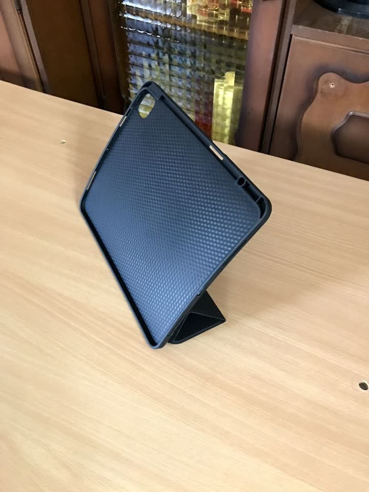 Zaštitna futrola-knjiga za Apple iPad sa odeljkom za Apple Pencil