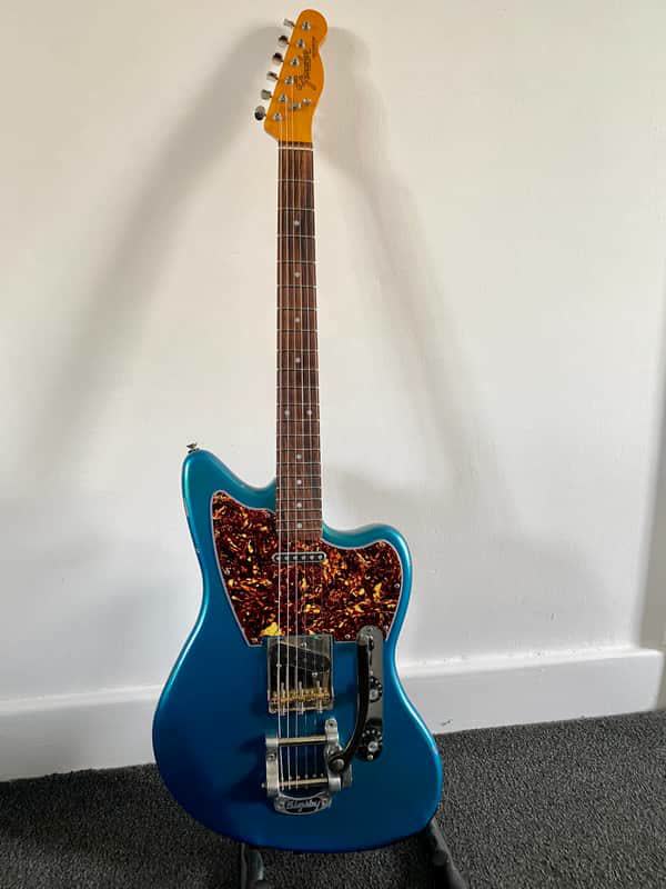 Продам jazzcaster