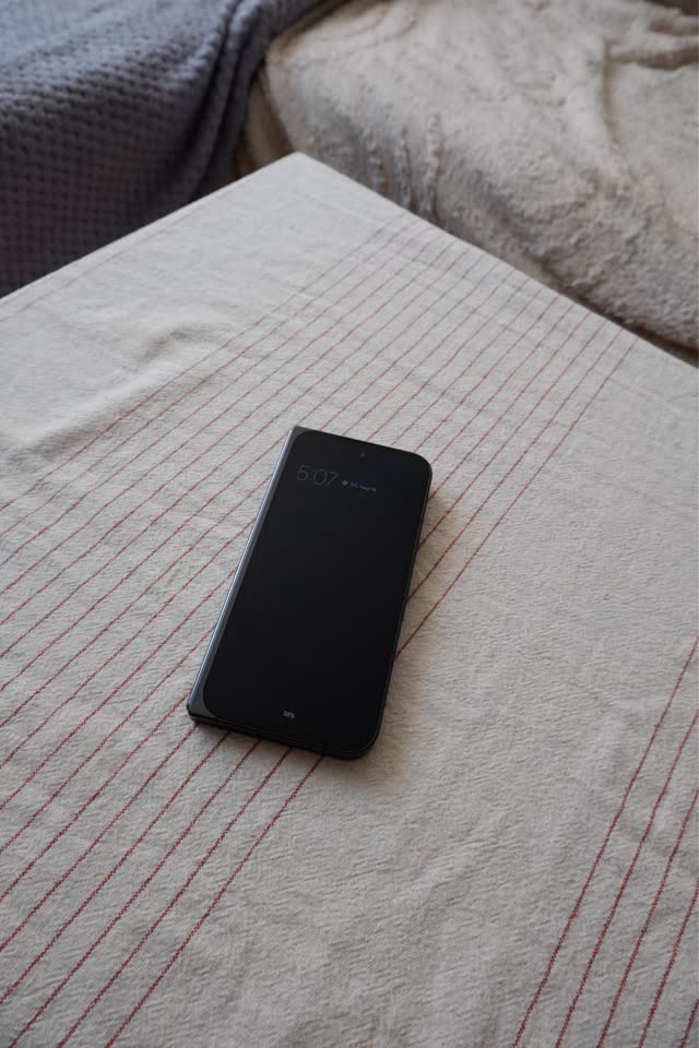 Preklopni pametni telefon Google Pixel 9 Pro Fold 16/256 GB