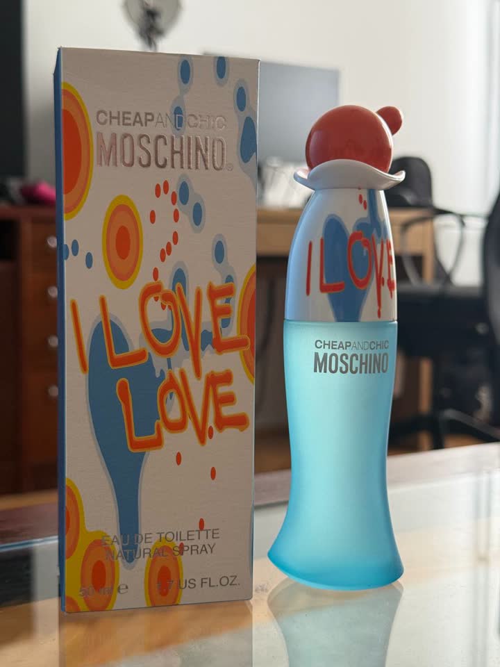 Cheap & Chic I Love Love Moschino