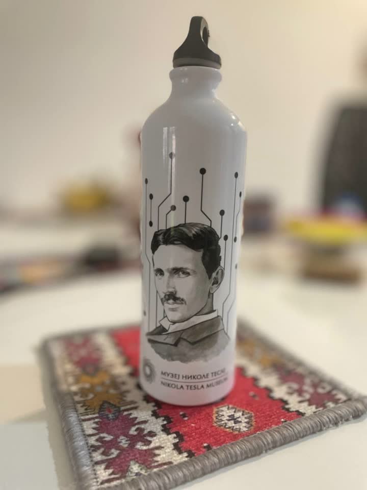 Бутылка Nikola Tesla Museum, 750 мл