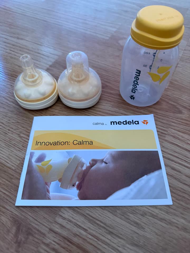 Две соски Medela Calma, бутылочка в подарок
