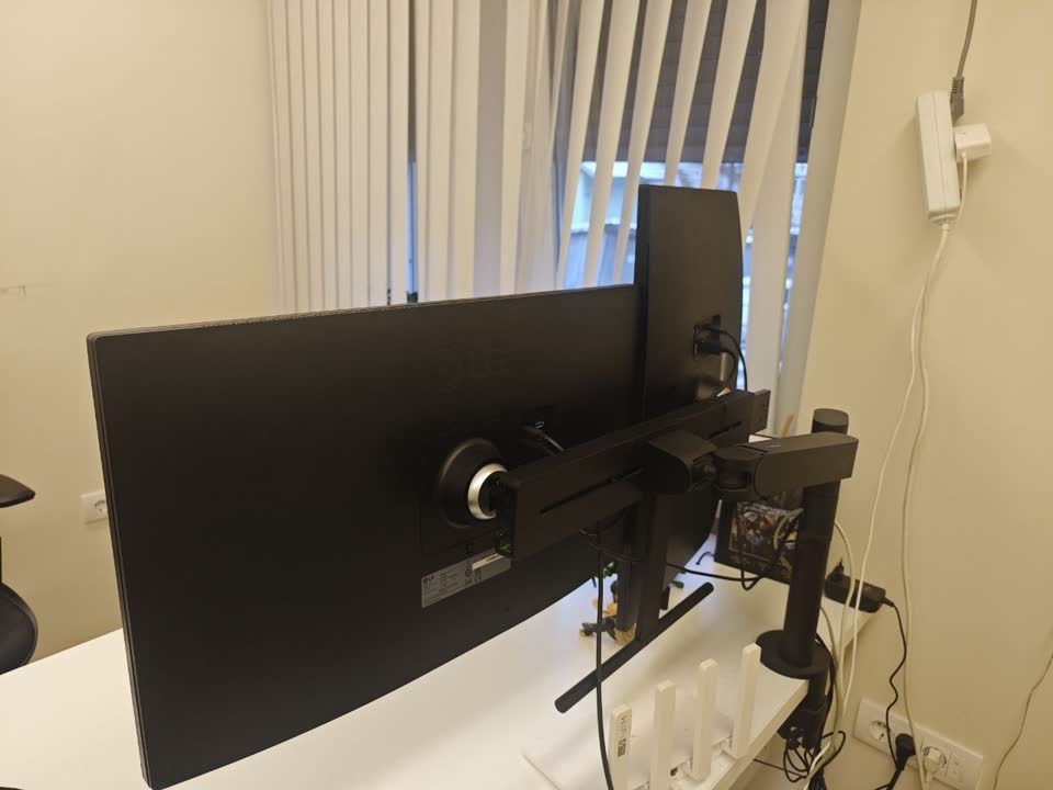 Monitor LG 27'' Ergo Dual 27QP88DP-BS