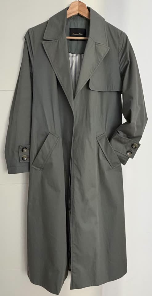 Плащ Massimo Dutti на поясе, размер XS