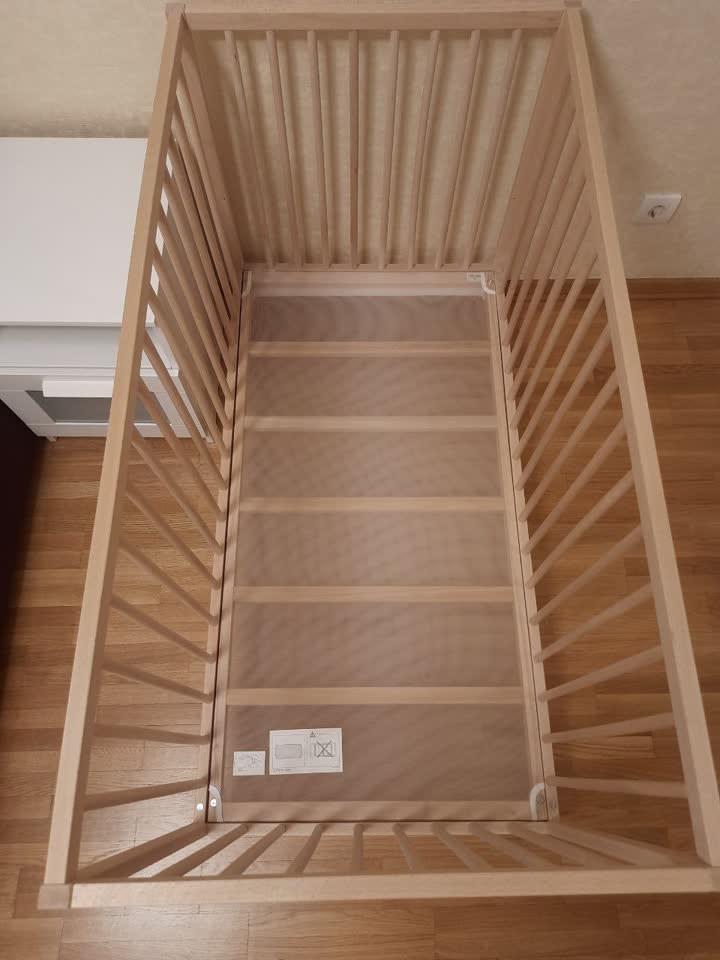 Dečiji krevetac IKEA 120x60 + dušek + vodootporna navlaka za dušek