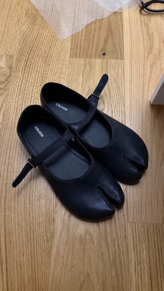 Продам таби Cropp