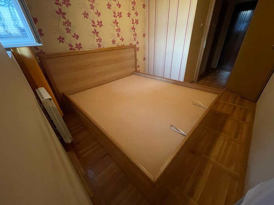 Кровать, б/у