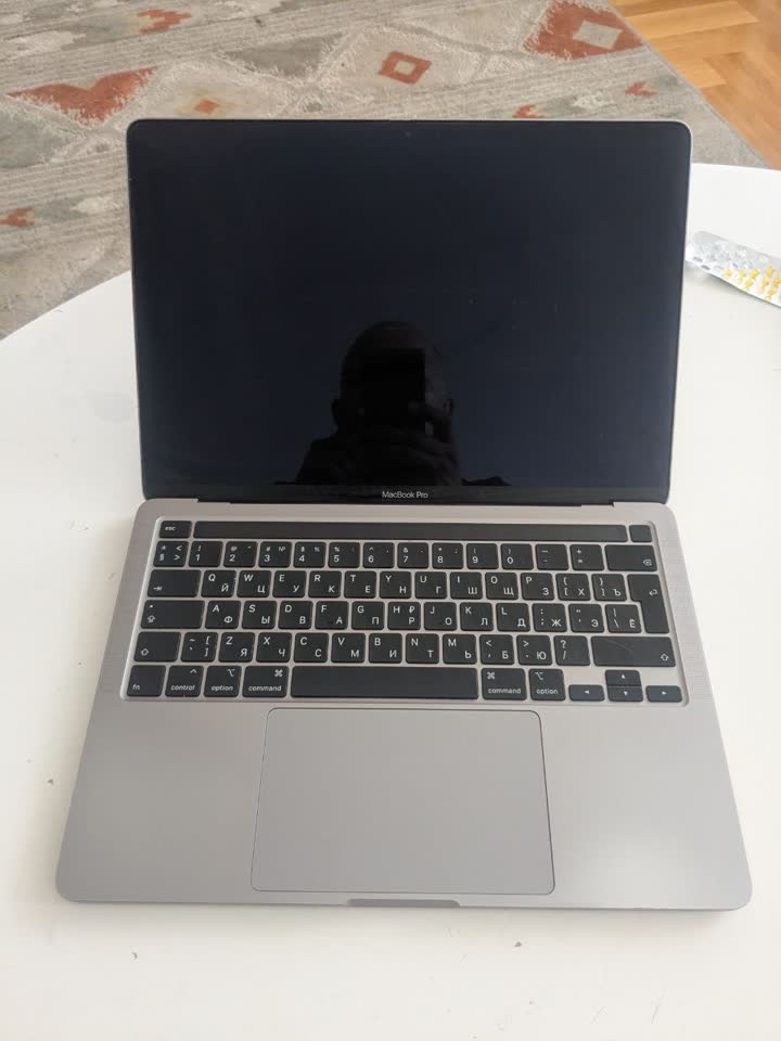 На запчасти - Macbook Pro 2020
