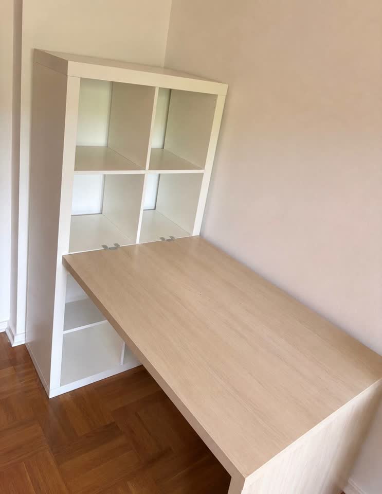 Продаю Стеллаж Ikea KALLAX вместе со столом EXPEDIT