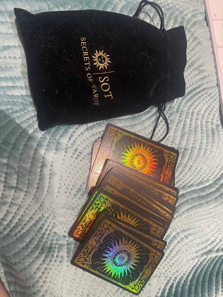 Tarot karte u futroli