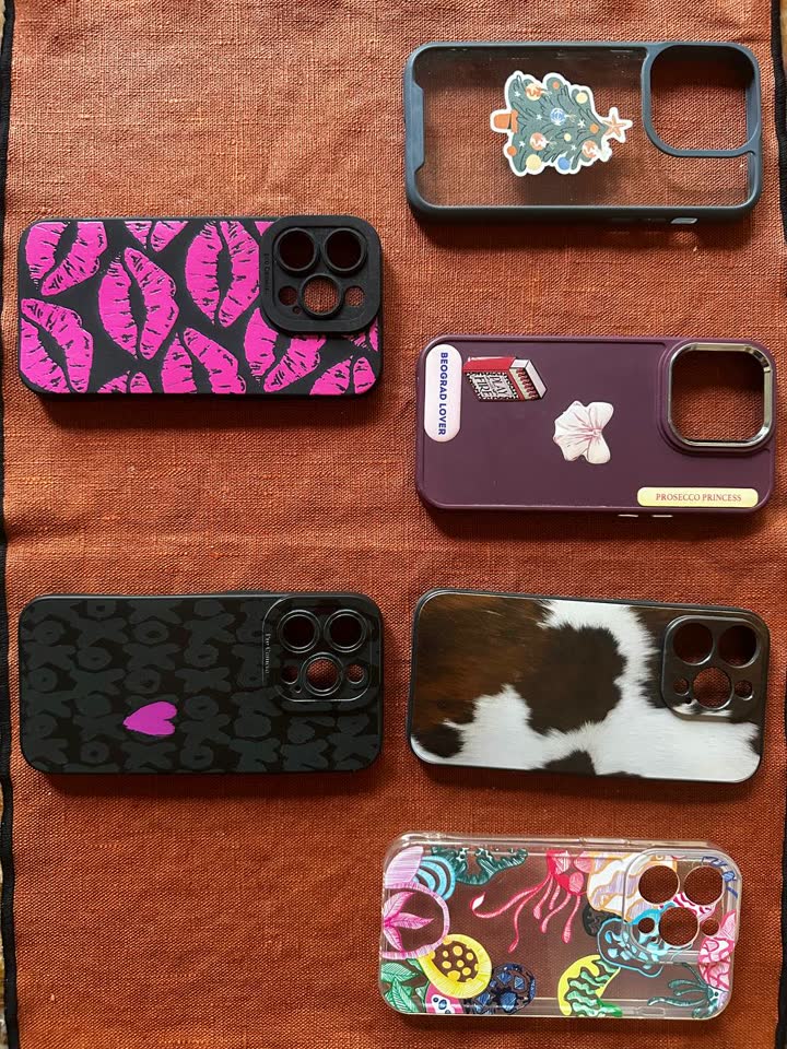 Чехлы на iPhone 14 PRO