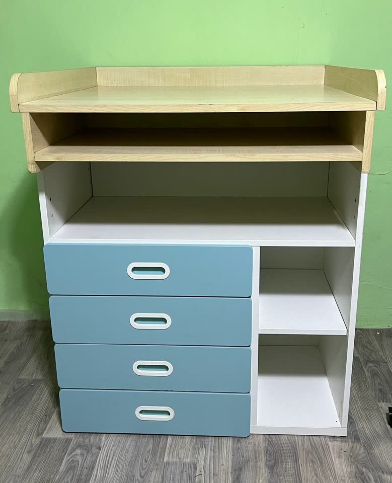 Komoda za presvlačenje IKEA STUBA sa nadogradnjom za presvlačenje