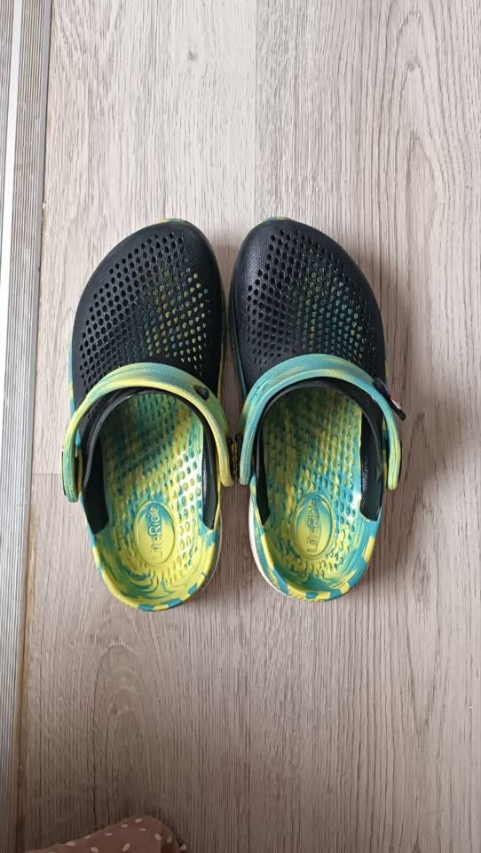 Crocs 35-36