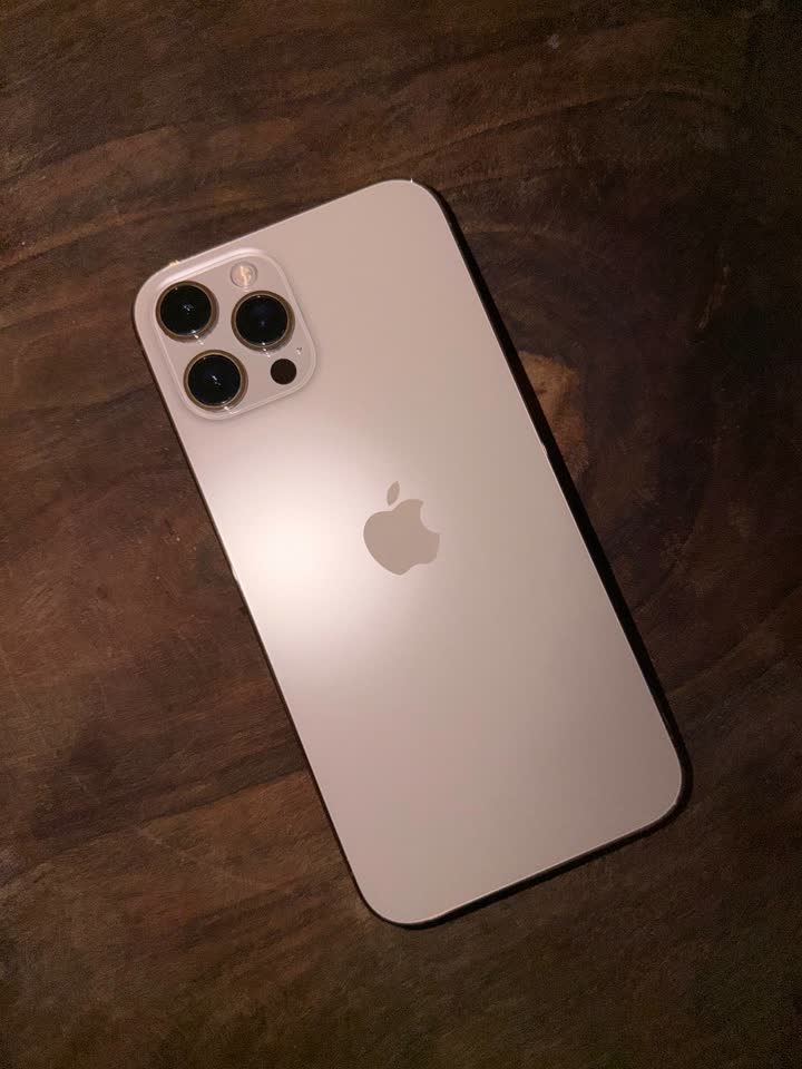 iPhone 17 Pro Max Gold 256GB