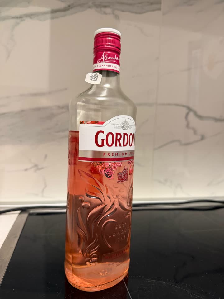 Gordon's Premium Pink Distilled Gin 0,7