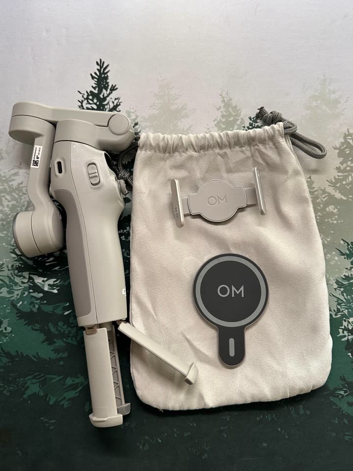 DJI Osmo Mobile 7