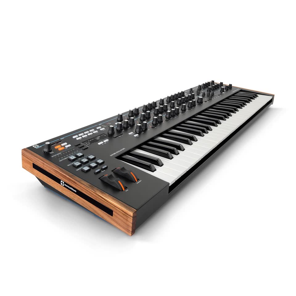 Продам Novation Summit Synthesizer