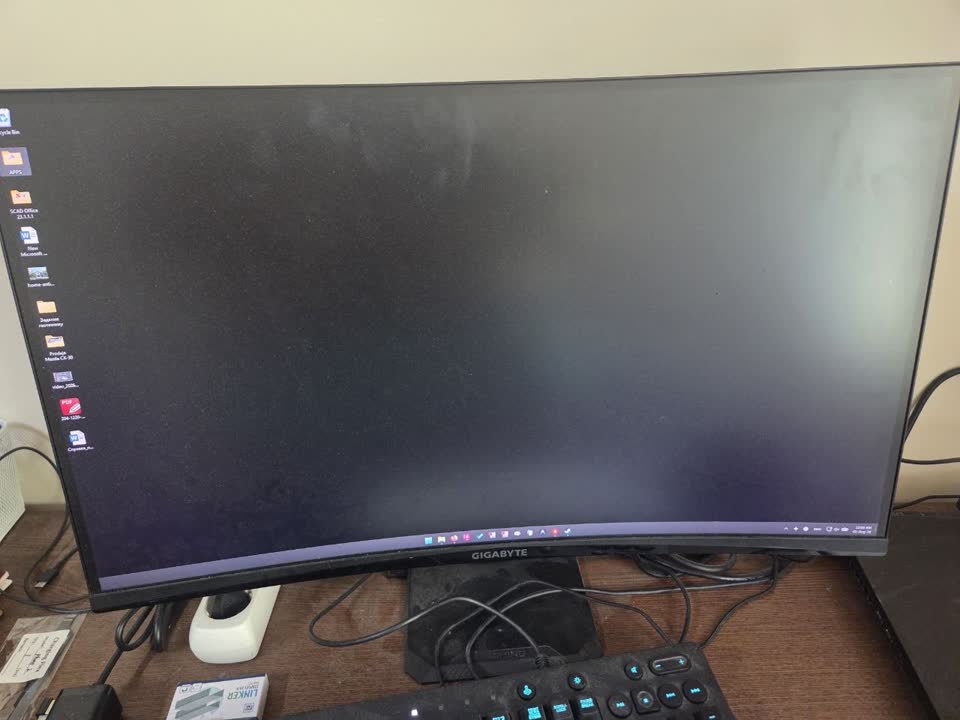 Monitor GIGABYTE GS27QCA QHD 165Hz curved