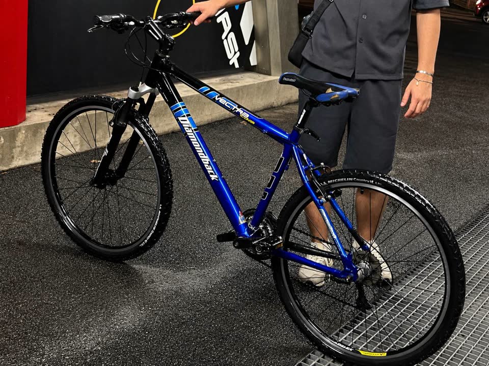 Diamondback Vectra Comp 7005 — 22” — 26” — Shimano Deore