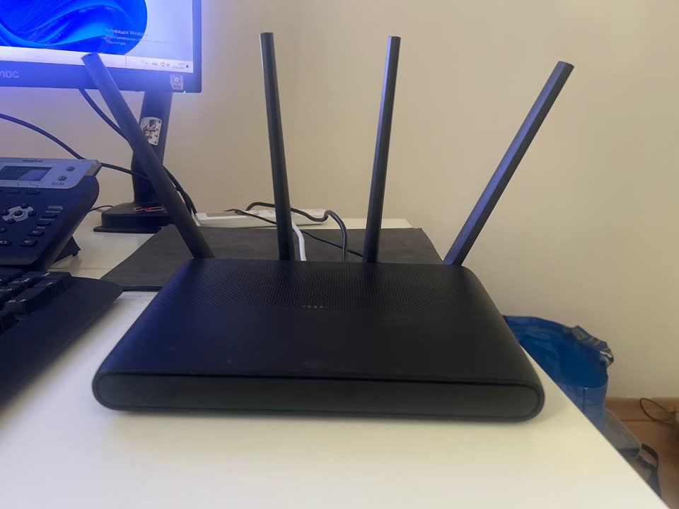 Продам Xiaomi Redmi Router AX6000 (RB06)