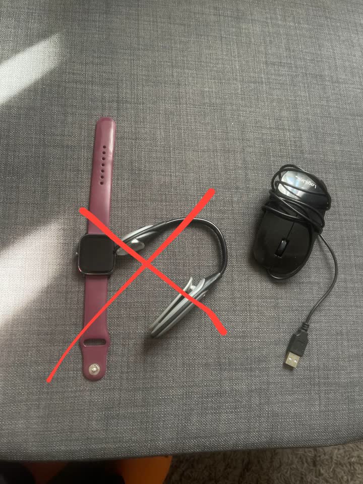 Miš sa neispravnim točkićem gratis