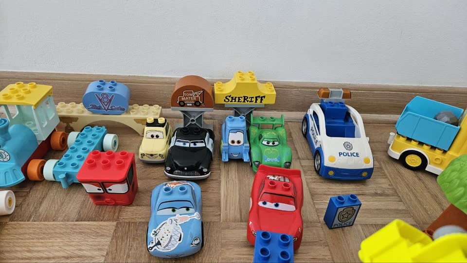 Продаю ассорти Lego Duplo оригинальное