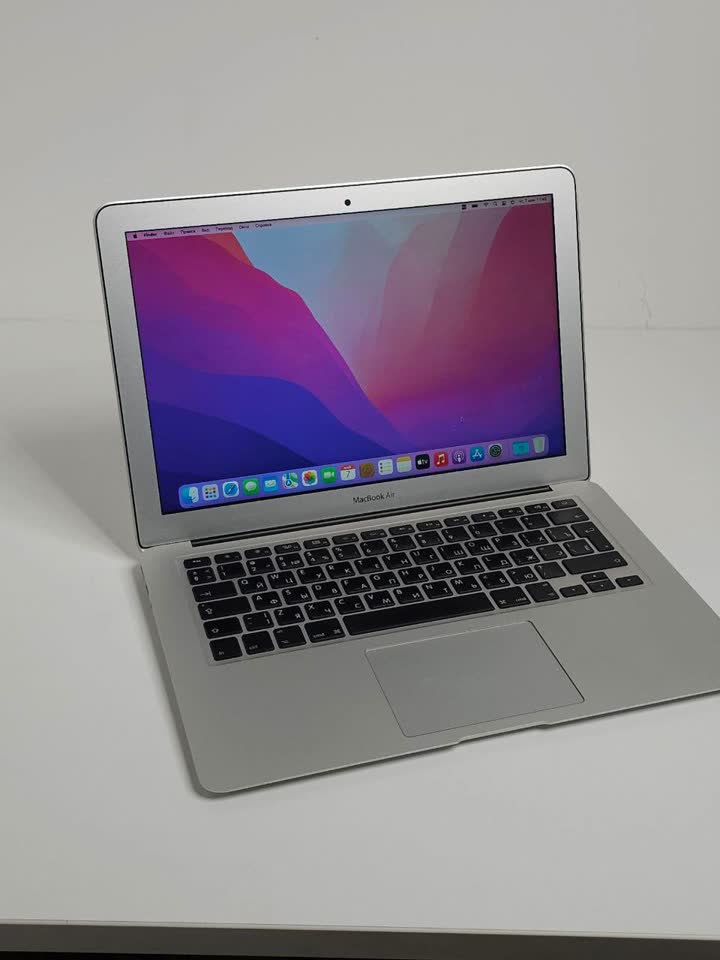 Macbook Air 13 2017 8 GB ОЗУ 128 GB SSD
