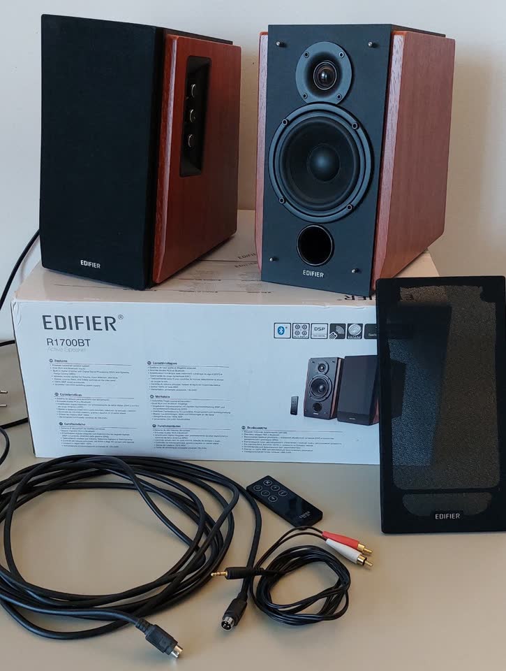 Колонки Edifer R1700BT