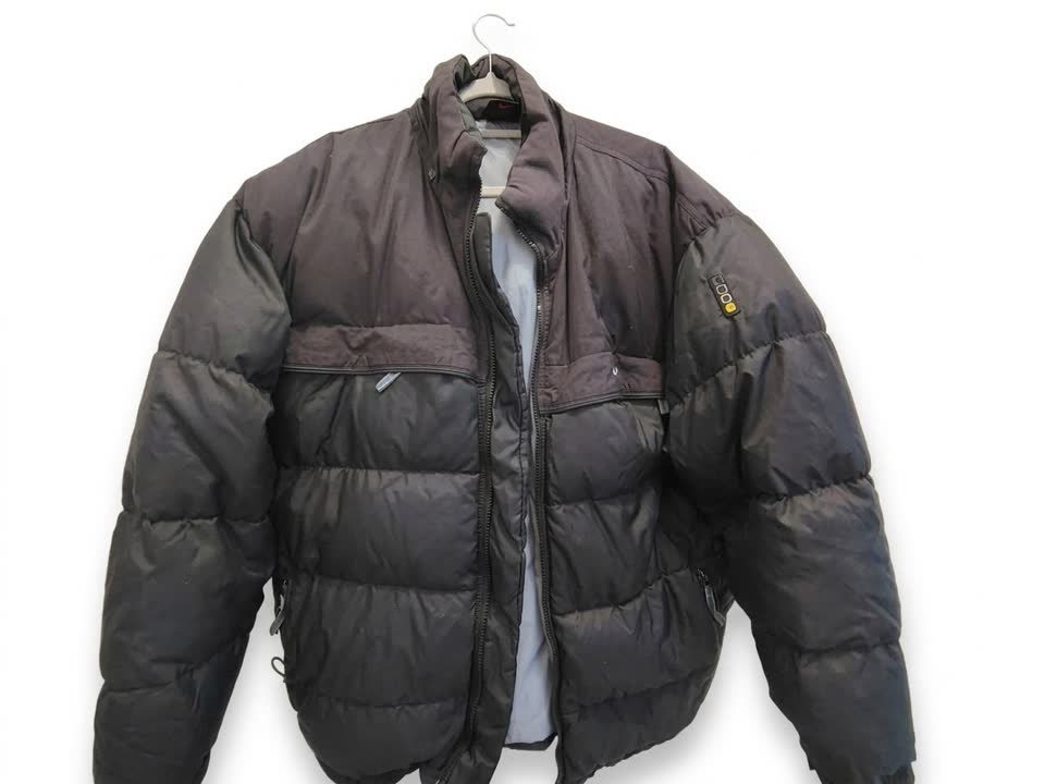 Nike Puffer (XL) / Mammut Outdoor Jacket (M)