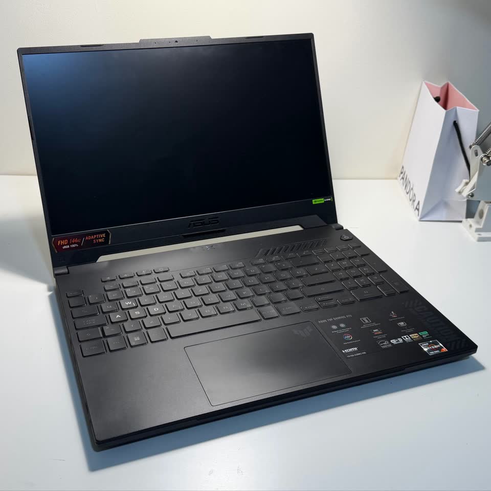 ASUS TUF Gaming A15 / Ryzen 7 / RTX 4050 / 16GB DDR5 / SSD 512 / 1TB