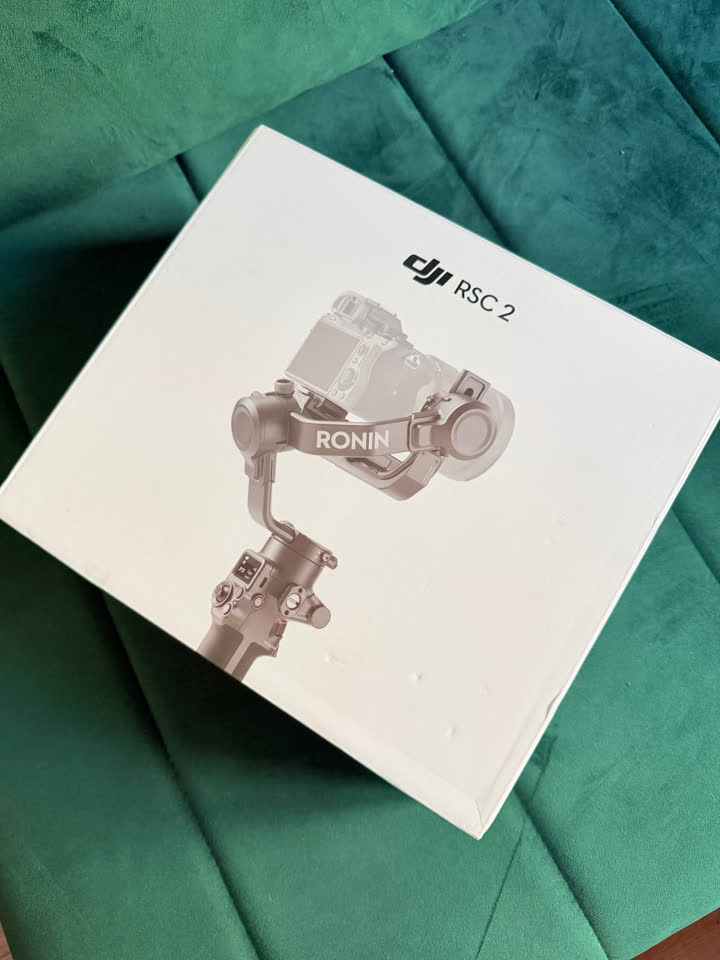 DJI RSC 2, Focusrite Scarlett 2i2 4th Gen