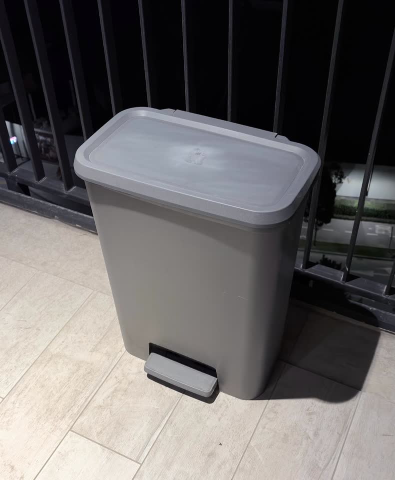Kanta za smeće sa pedalom IKEA KNÖCKLA