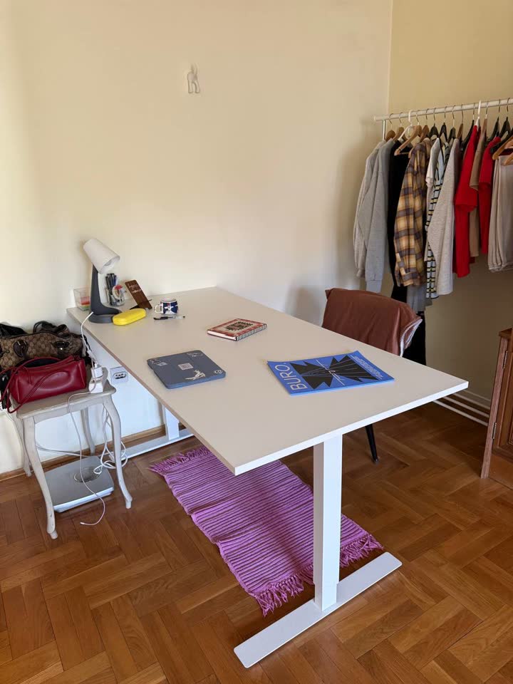 Продам регулируемый рабочий стол IKEA TROTTEN 160×80