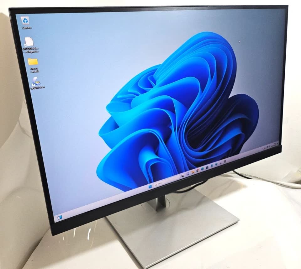 Monitor HP E27q G4