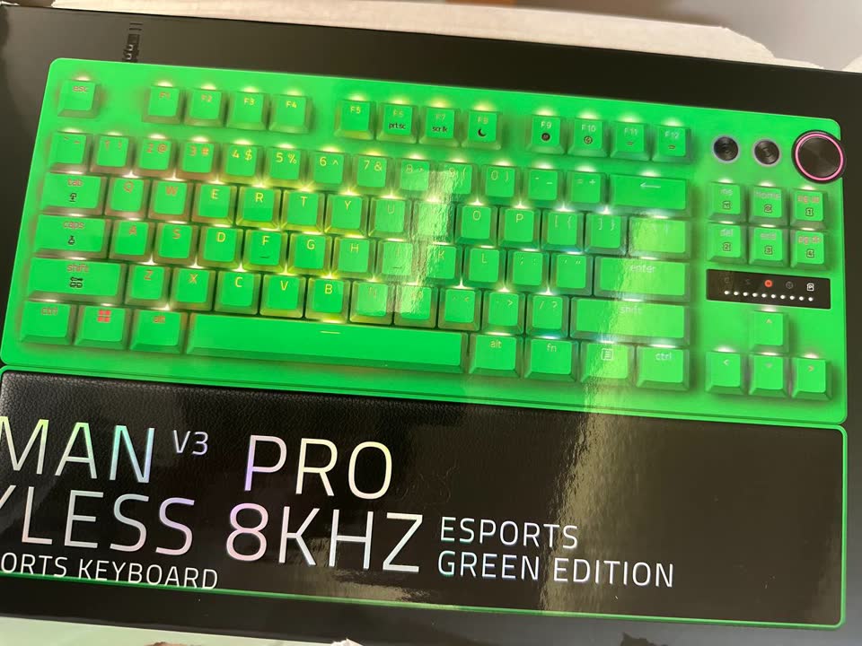Продам Razer Huntsman V3 Pro Tenkeyless