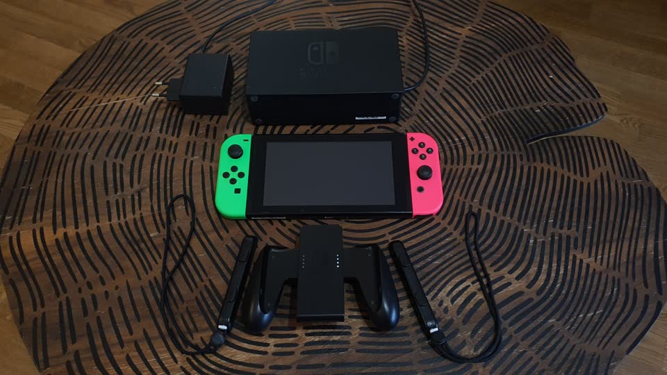 Prodajem Nintendo Switch