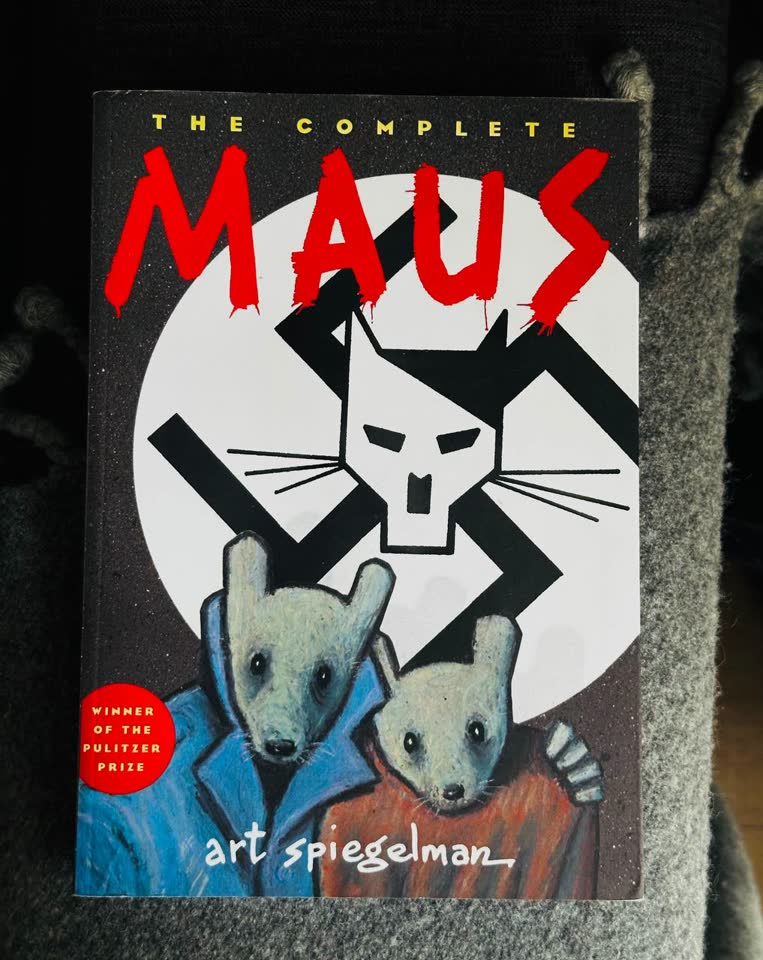 Продам книгу-комикс Maus