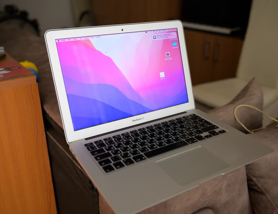 Продается ноутбук Macbook Air 2017