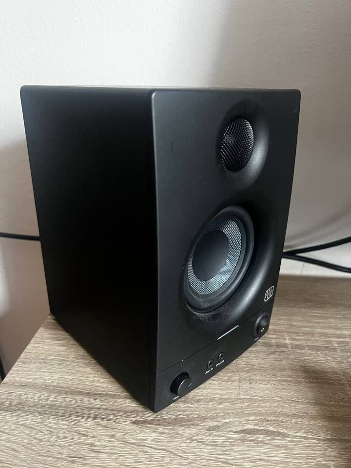 Студийные мониторы PreSonus Eris E3.5