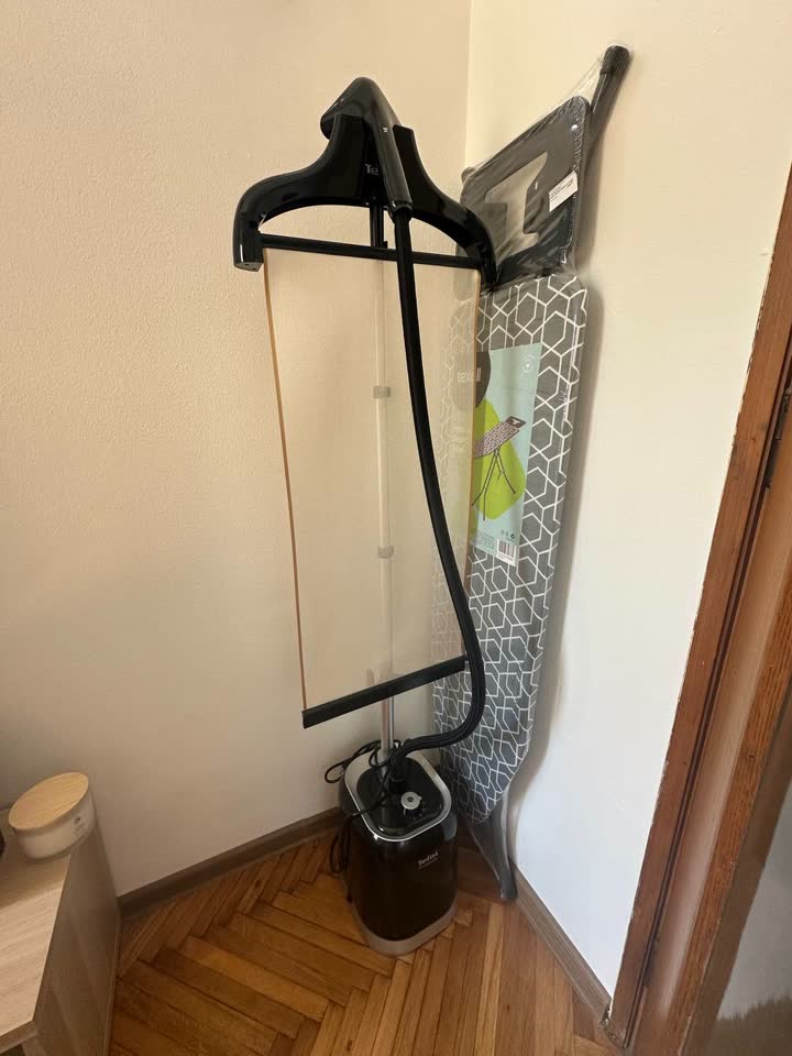 Продам отпариватель TEFAL IT3480E1 с комплектом