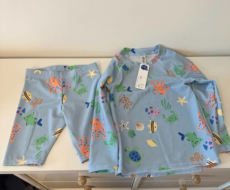 Kupaći kostim LINDEX (4-6y)