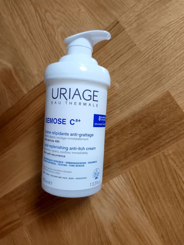 Эмолент Uriage Xemose C8+