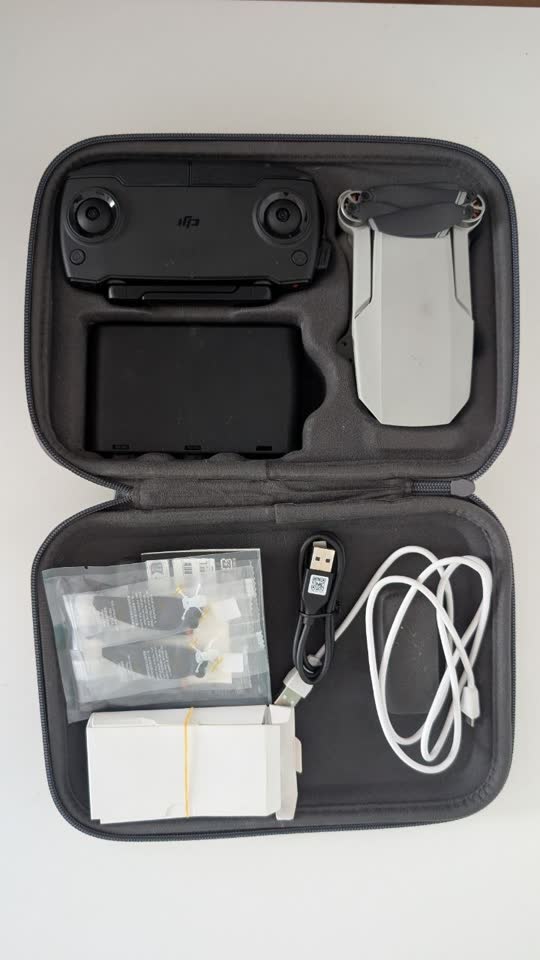 Kvadrikopter DJI Mavic Mini Fly More Combo