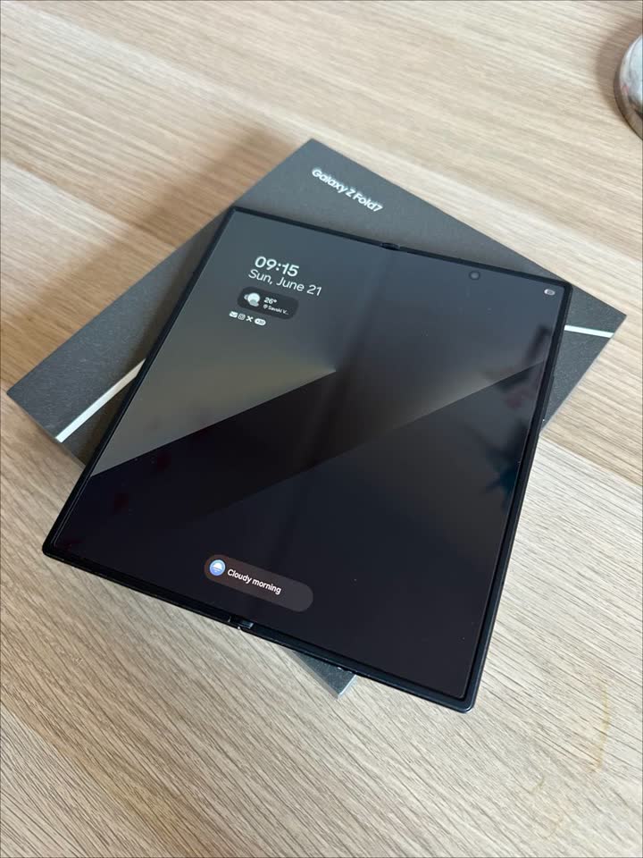 Samsung Galaxy Z Fold 7