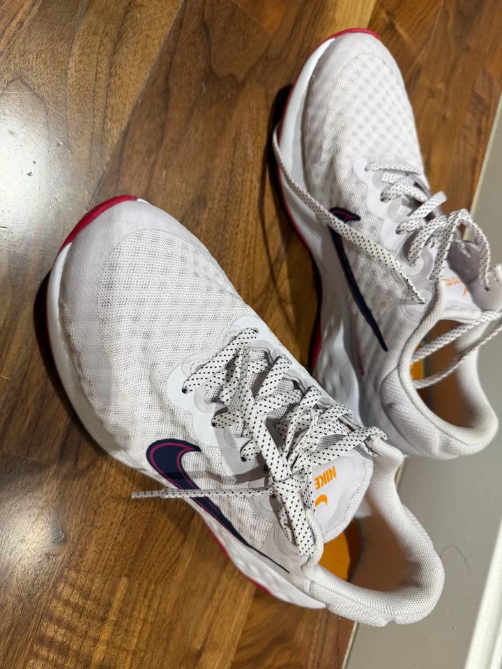 Prodajem originalne patike Nike Renew Ride 3